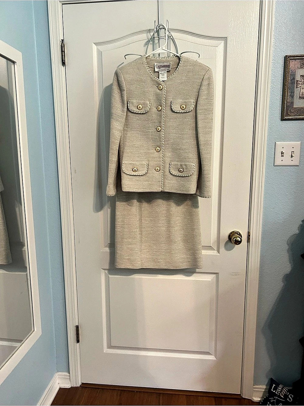 Castleberry Knit Skirt Set Size 8 Like New